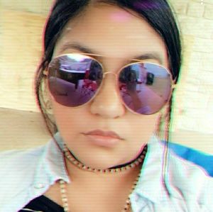 Meet your Posher, Dee